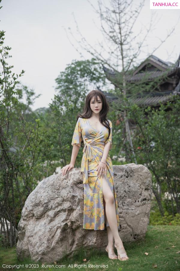   [XiuRen]高清写真图 2023.06.20 No.6949 严利娅Yuliya 长裙美腿第40张图片